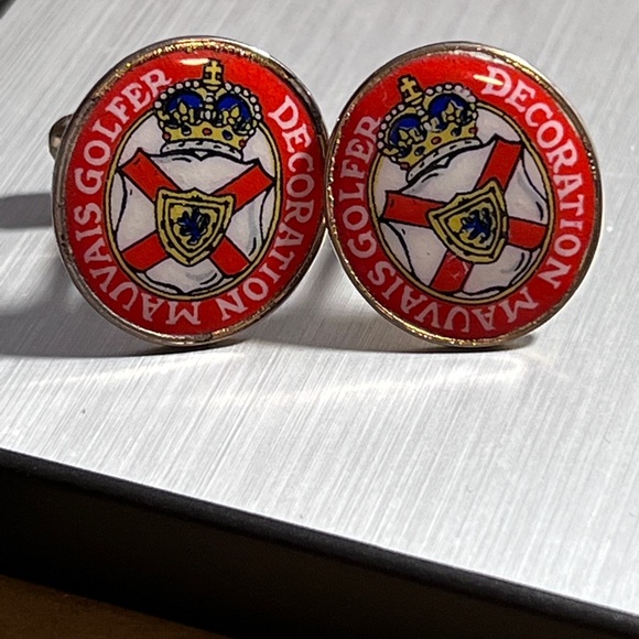 Vintage “Mauvais Golfer” Cufflinks - Picture 1 of 3